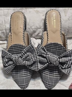 Isaac Mizrahi Pointed Toe Bow Mules - Black & White Plaid